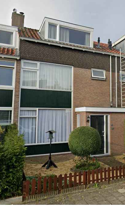 Kunststof dakgoot schoonmaken